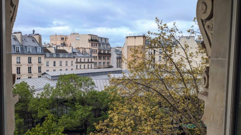 Appartement familial type T6 au 4è étage avec ascenseur belle copropriété